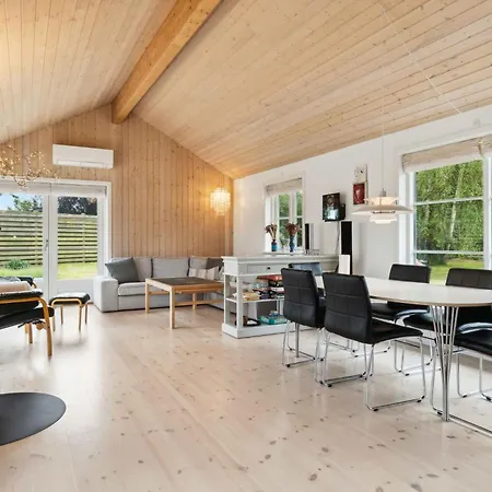 Lovely In Nykobing Sjaelland Nyrup